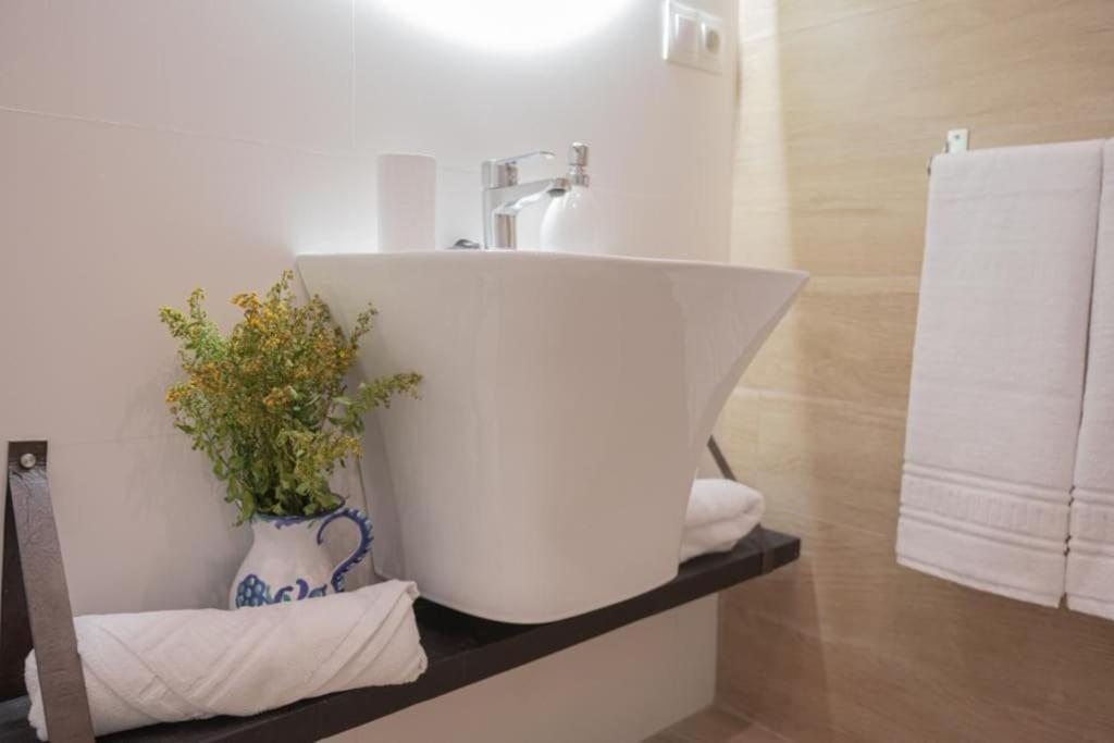 Suites Jardines De La Alhambra Γρανάδα Εξωτερικό φωτογραφία